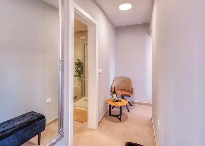 Daire Neu Stilvolle Im Zentrum Von Krk Nahe Krk Town