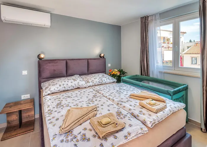Apartment Neu Stilvolle Im Zentrum Von Krk Nahe Krk Town